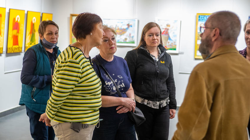 Фото №980325. На открытии выставки «Фантазии» В.Белова и М. Григорьевой