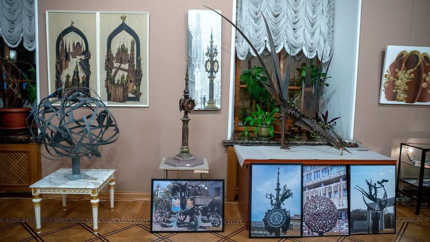 Фото №981284. Фрагмент экспозиции. Башмаков Игорь Николаевич (1943-2012)