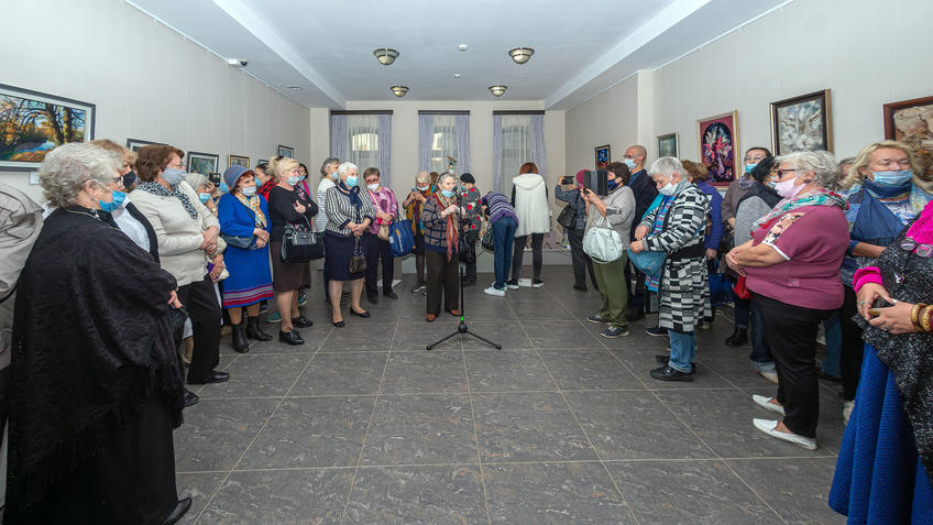 Фото №981743. На открытии выставки Елены Шмелёвой «Мечты, сплетенные в судьбу»