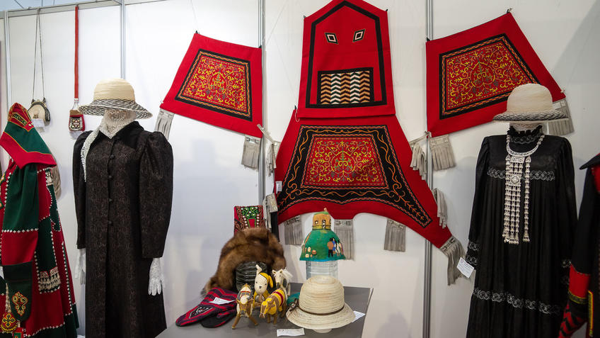 Фото №984007. Республика Саха (Якутия). Вилюйский улус. АРТ-галерея  2020, Казань