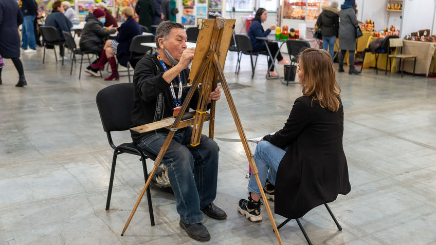 Фото №984132. Ильдус Вахитов, карикатурист, АРТ-Галерея, КНаталья Григорьеваазань 2020