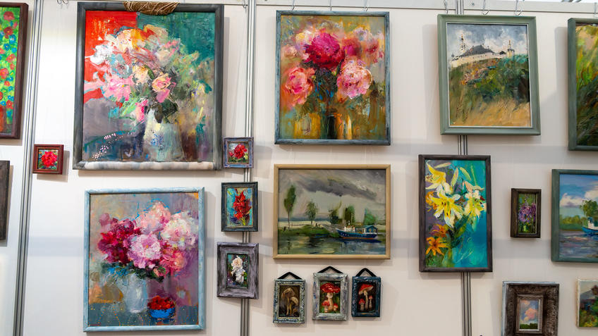 Фото №984142. Наталья Григорьева, АРТ-Галерея, Казань 2020, фрагмент экспозиции