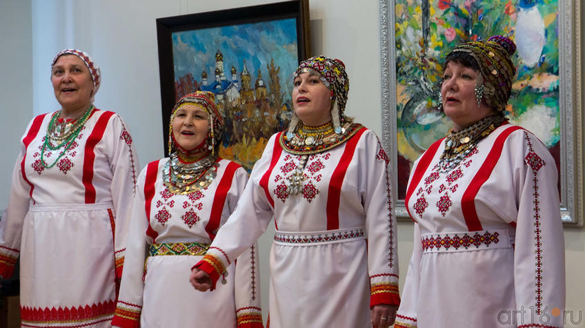 Фото №98515. Чувашский фольклорный ансамбль