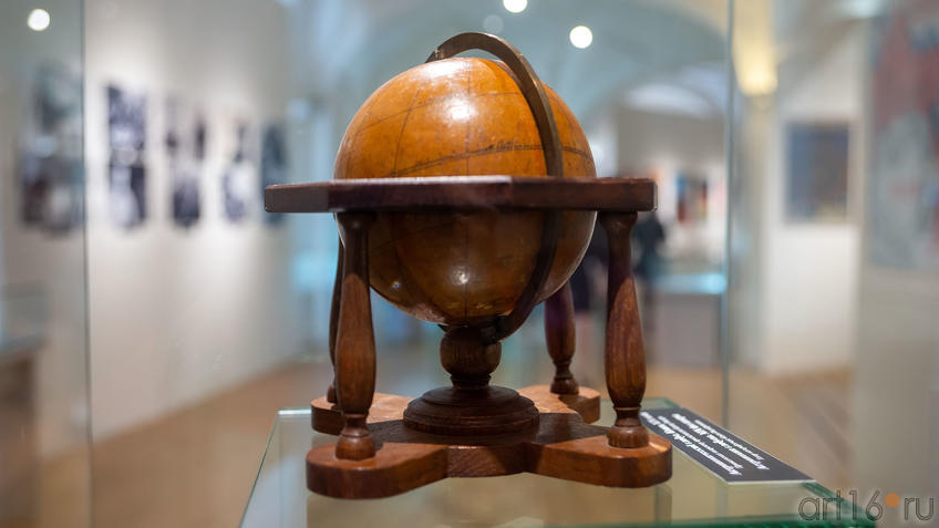 Фото №988637. Астрономический глобус. Кон. XIX в. Принадлежал Каюму Насыри