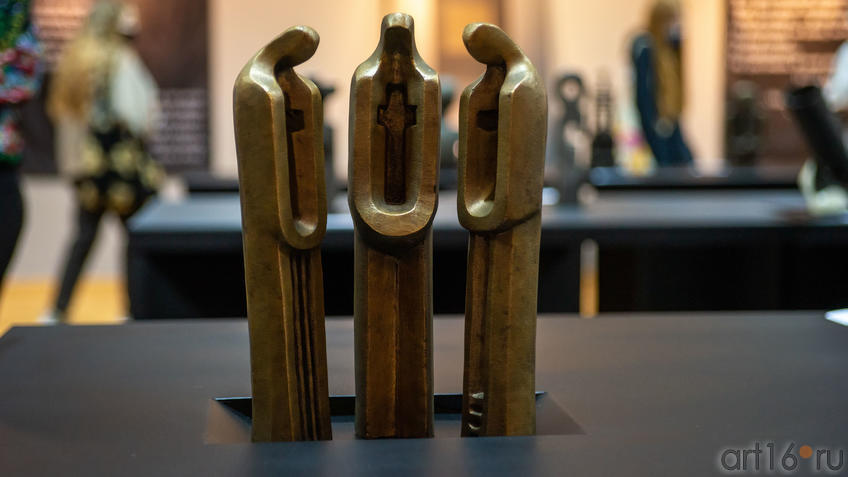 Фото №989018. Памятник оставшимся без погребения. 1972. Вадим Сидур