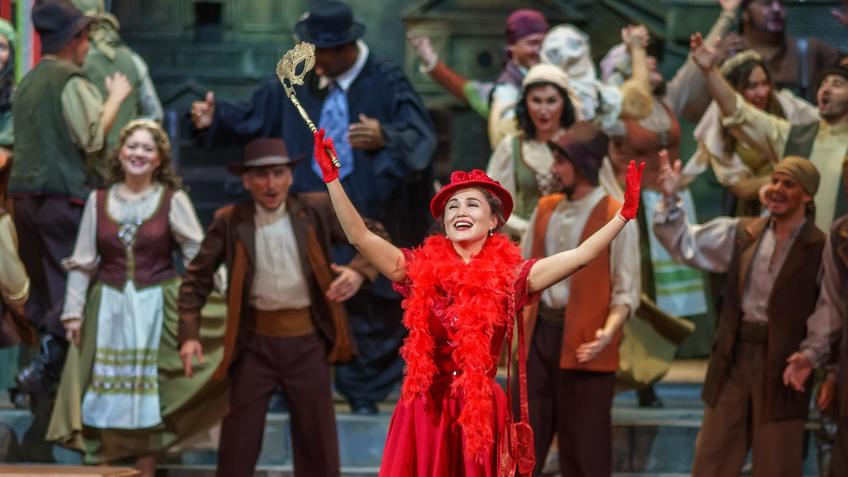 Фото №992016. Недда - примадонна труппы комедиантов, исп. Гульнора Гатина