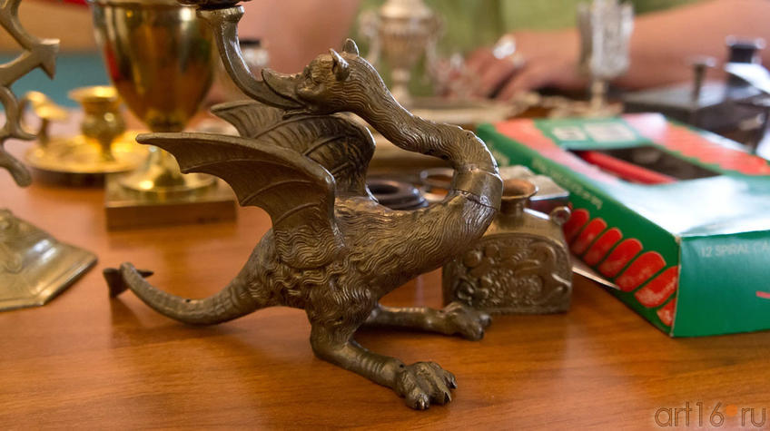 Фото №99471. Фондовый показ