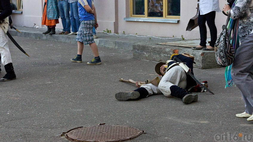 Фото №99607. До окончания праздника дошли не все