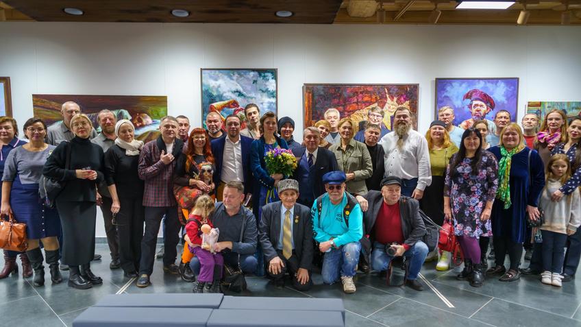 Фото №996579. На выставке И. Мусина и Л. Мусиной-Медвецкой «Диалоги»