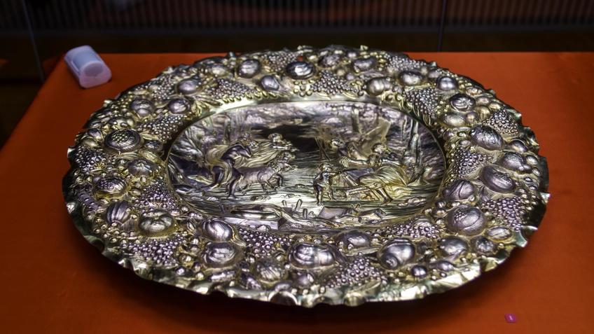 Фото №999562. Блюдо со сценой «Вакханалия». Германия. Аугсбург, Мастер АбрахамII Варнбергер